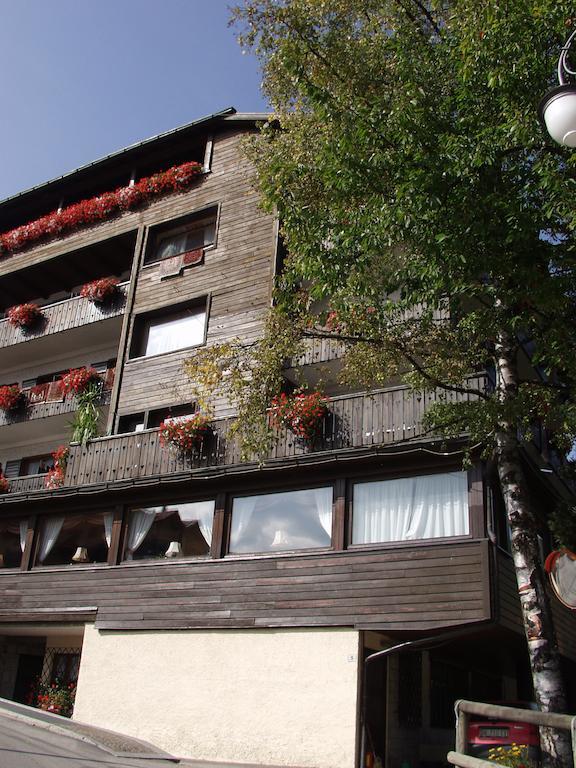 Hotel Garni St. Hubertus Madonna Kültér fotó