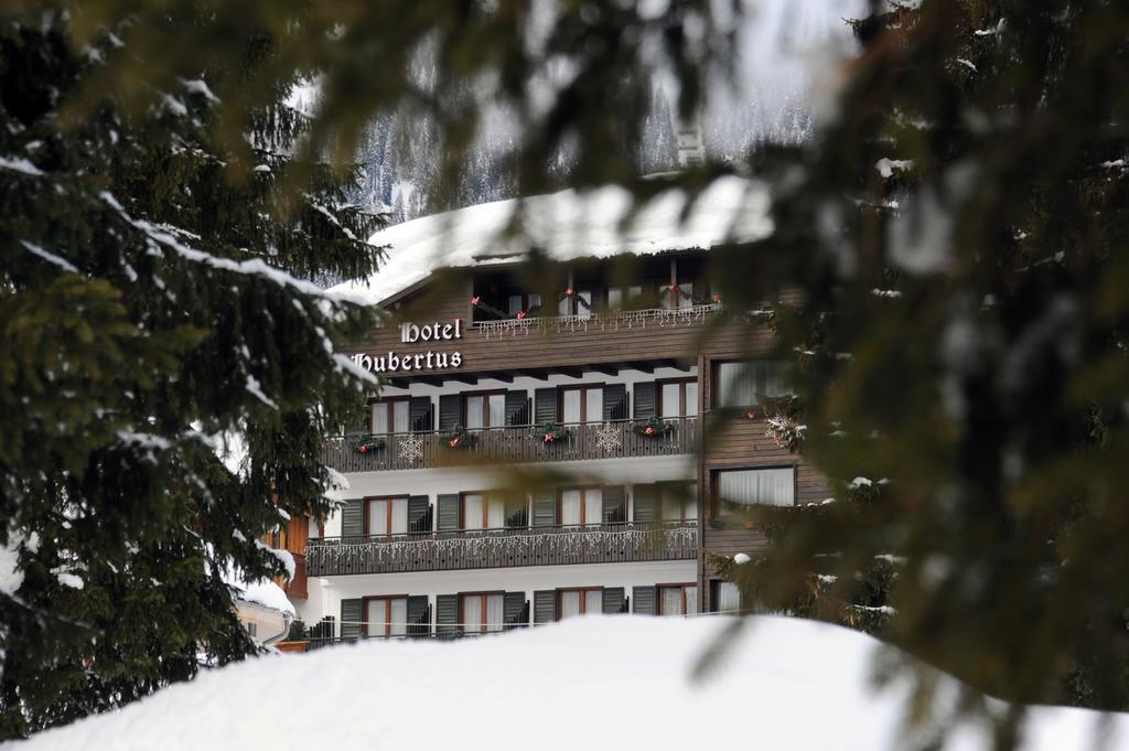 Hotel Garni St. Hubertus Madonna Kültér fotó