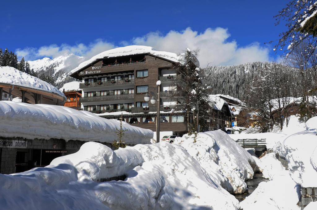 Hotel Garni St. Hubertus Madonna Kültér fotó